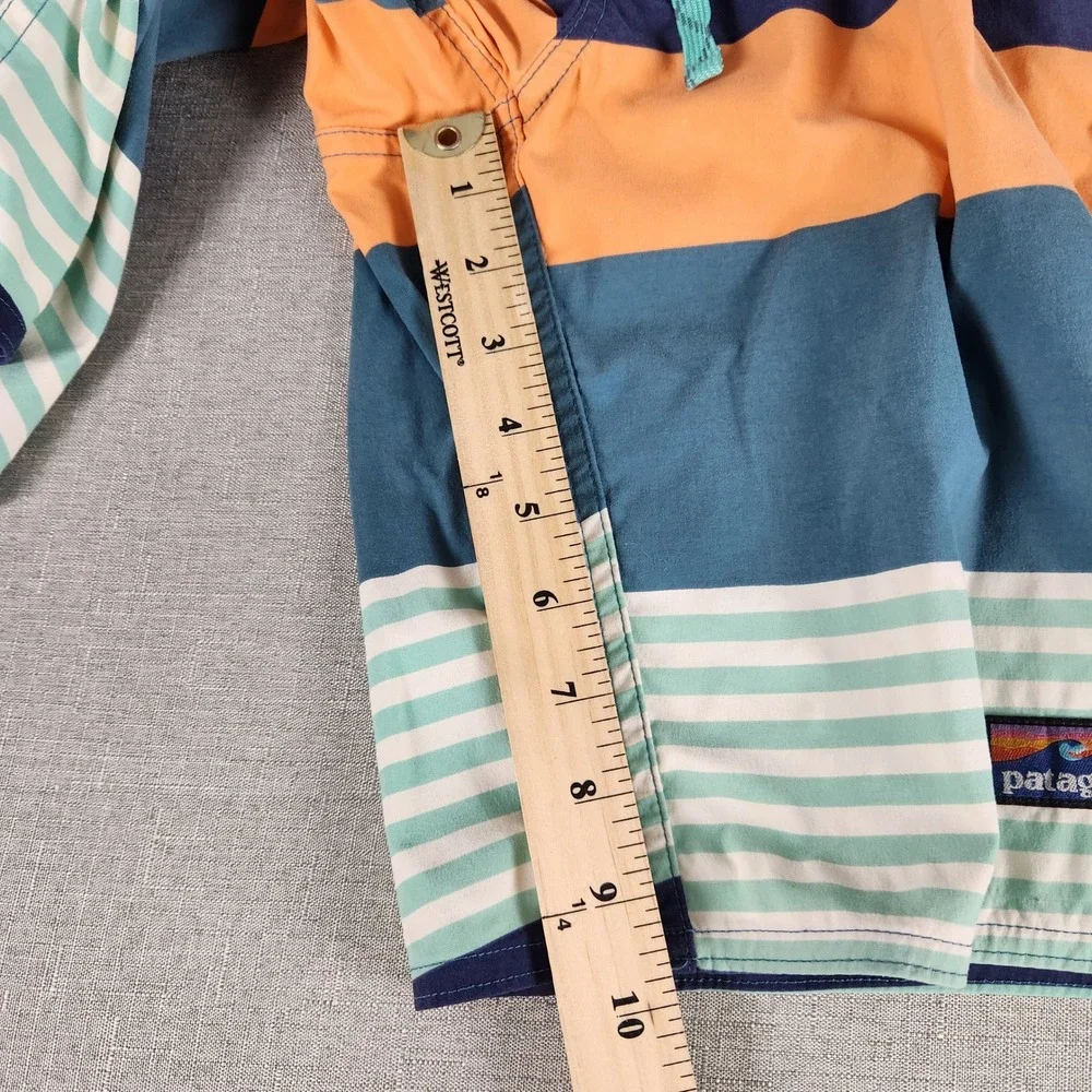 VTG Patagonia Men's 31W Wavefarer Board Shorts Swim Trunks Striped Multicolor
